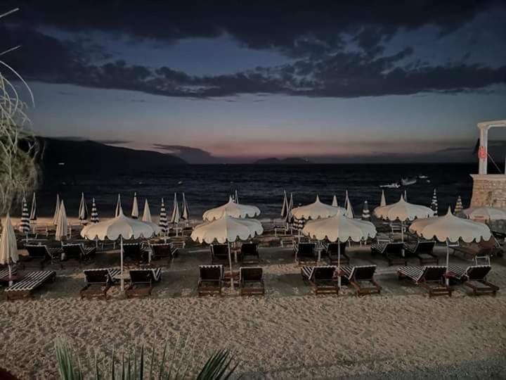 Palmanova Beach Mardok Vlorë Buitenkant foto