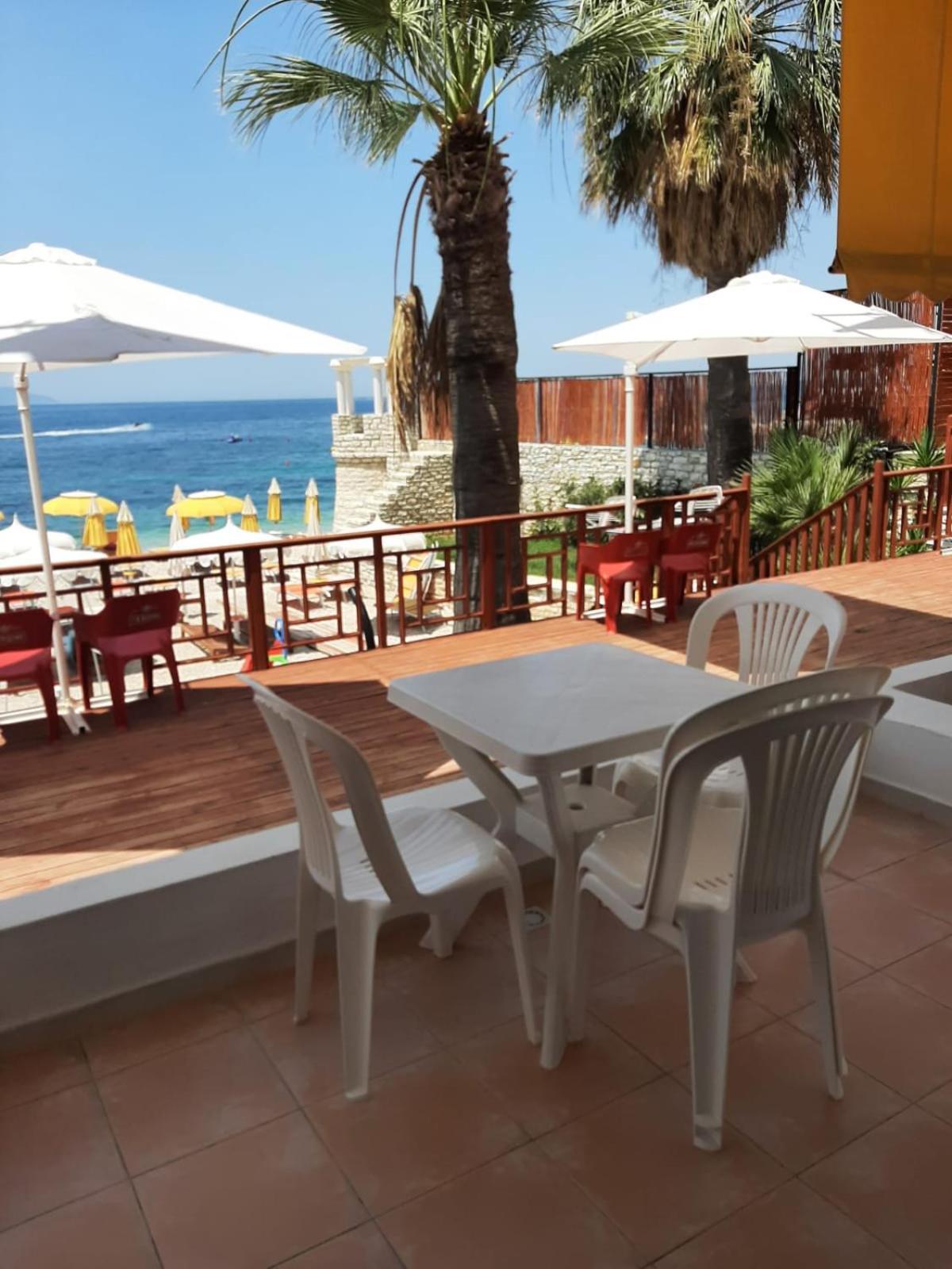 Palmanova Beach Mardok Vlorë Buitenkant foto