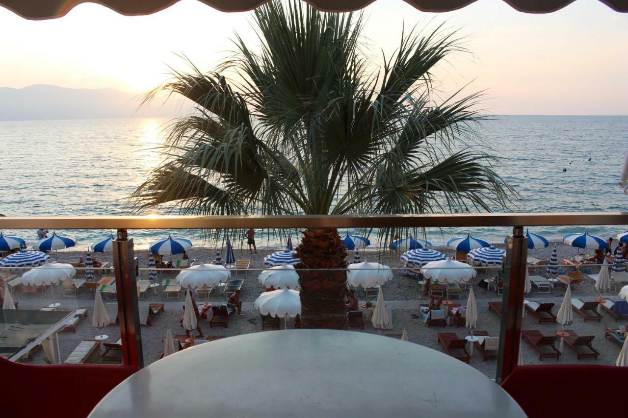 Palmanova Beach Mardok Vlorë Buitenkant foto