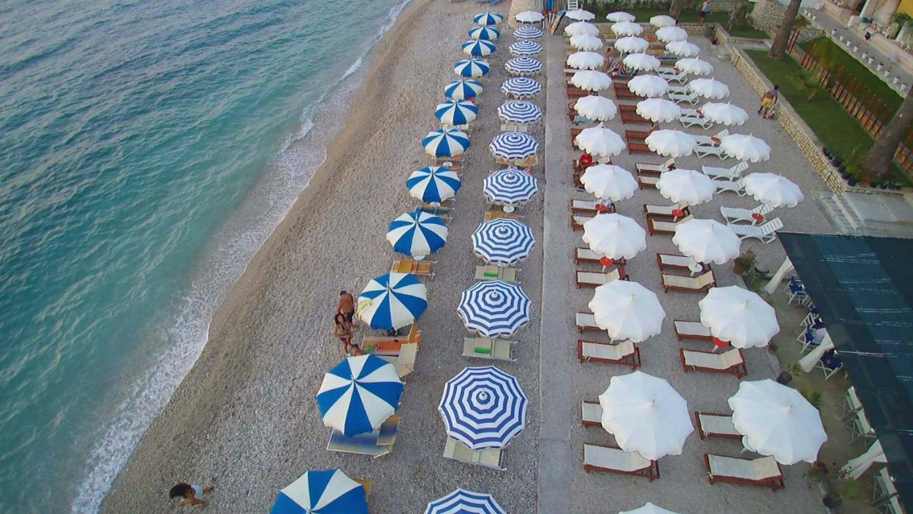 Palmanova Beach Mardok Vlorë Buitenkant foto